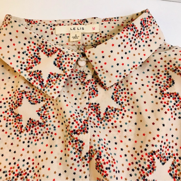 Le Lis Star Print Crossover Blouse - Picture 9 of 11
